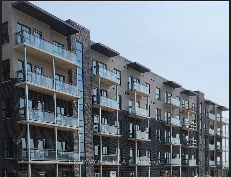 1101 Lackner Place, Unit 201