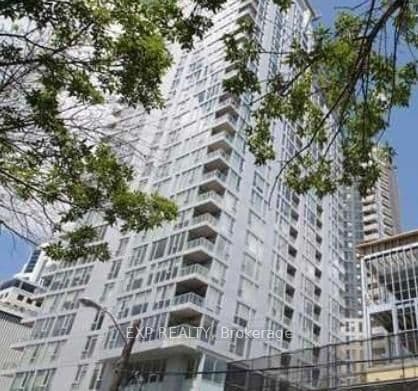 #2001 - 40 NEPEAN Street