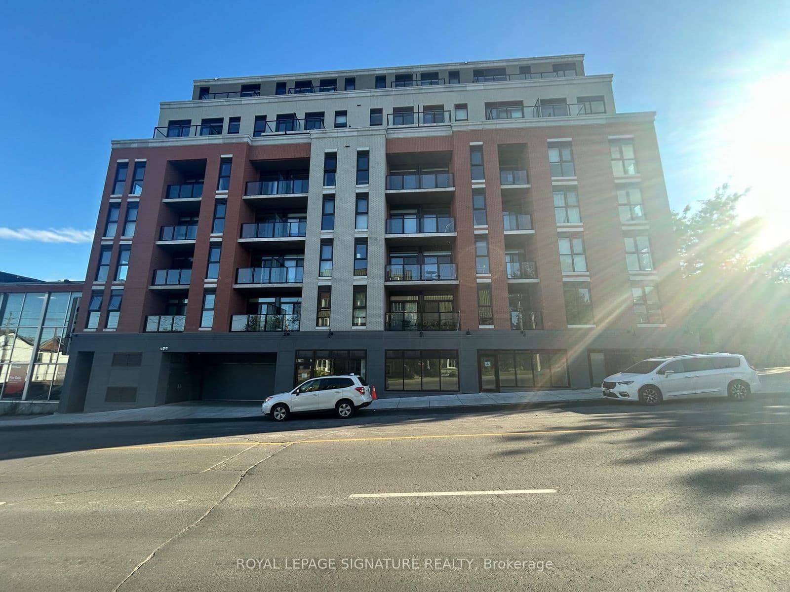 223 Princess Street, Unit 413