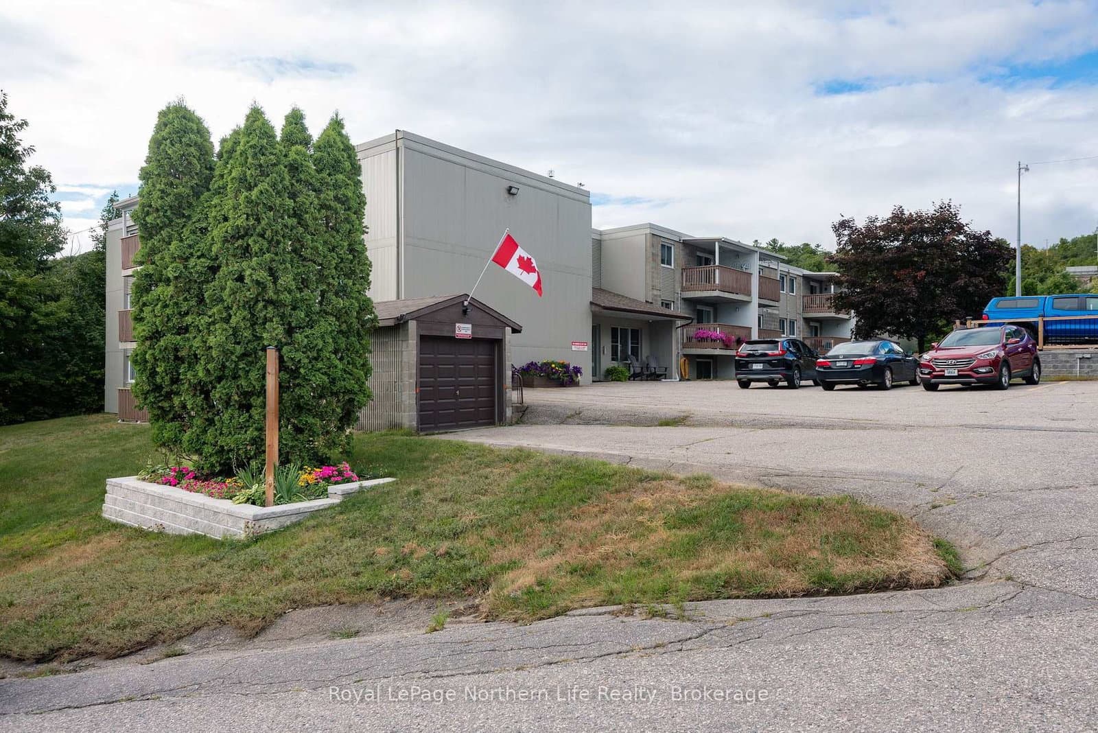 213 Leonard Street, Unit 110