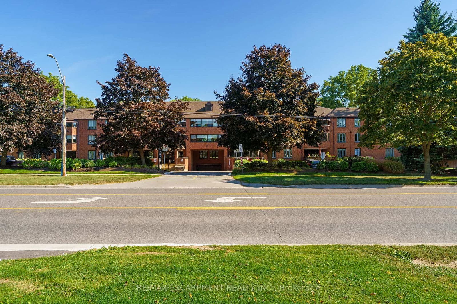 150 Wilson Street W, Unit 301