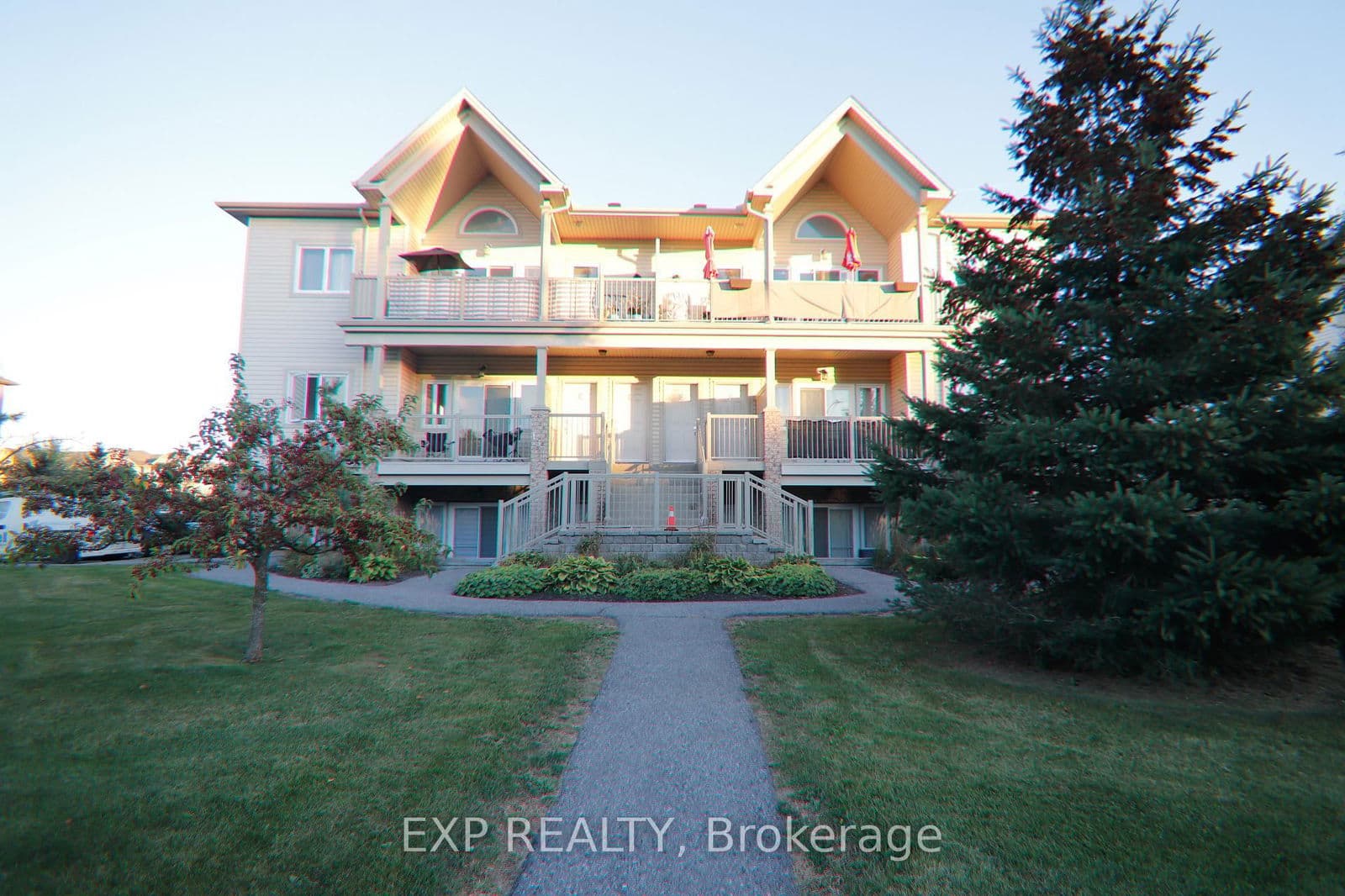 137 HARTHILL Way, Unit C