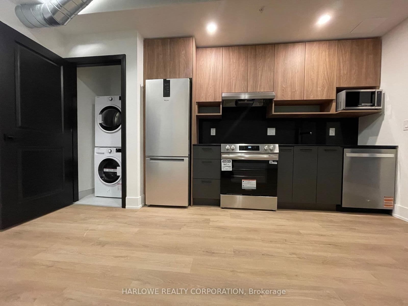 206 King Street W, Unit 309