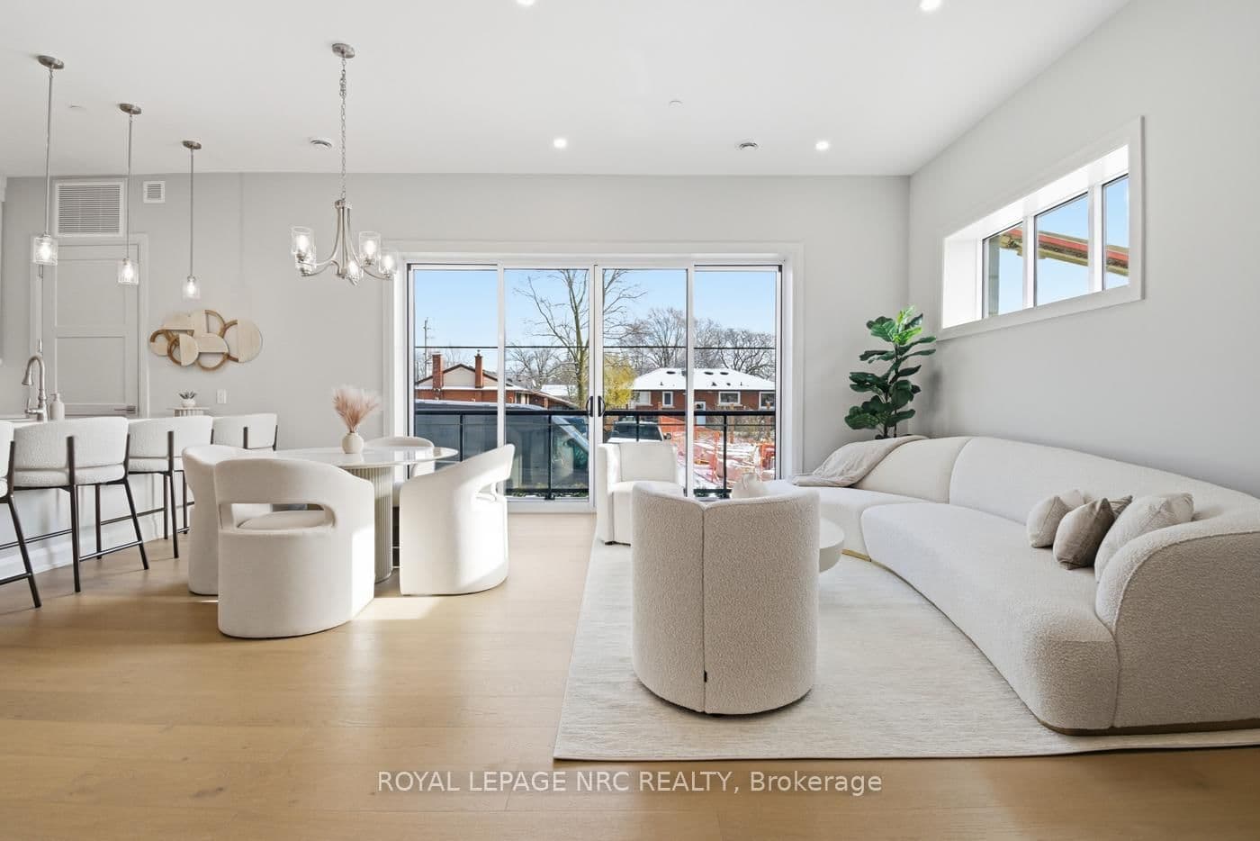 #204 - 2 Arbourvale Common