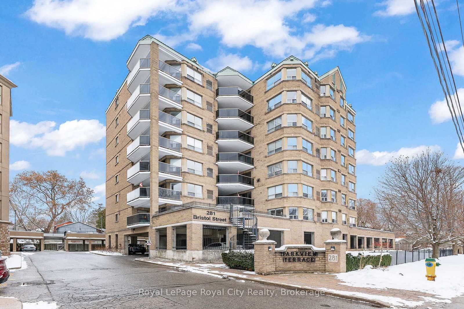 #701 - 281 Bristol Street