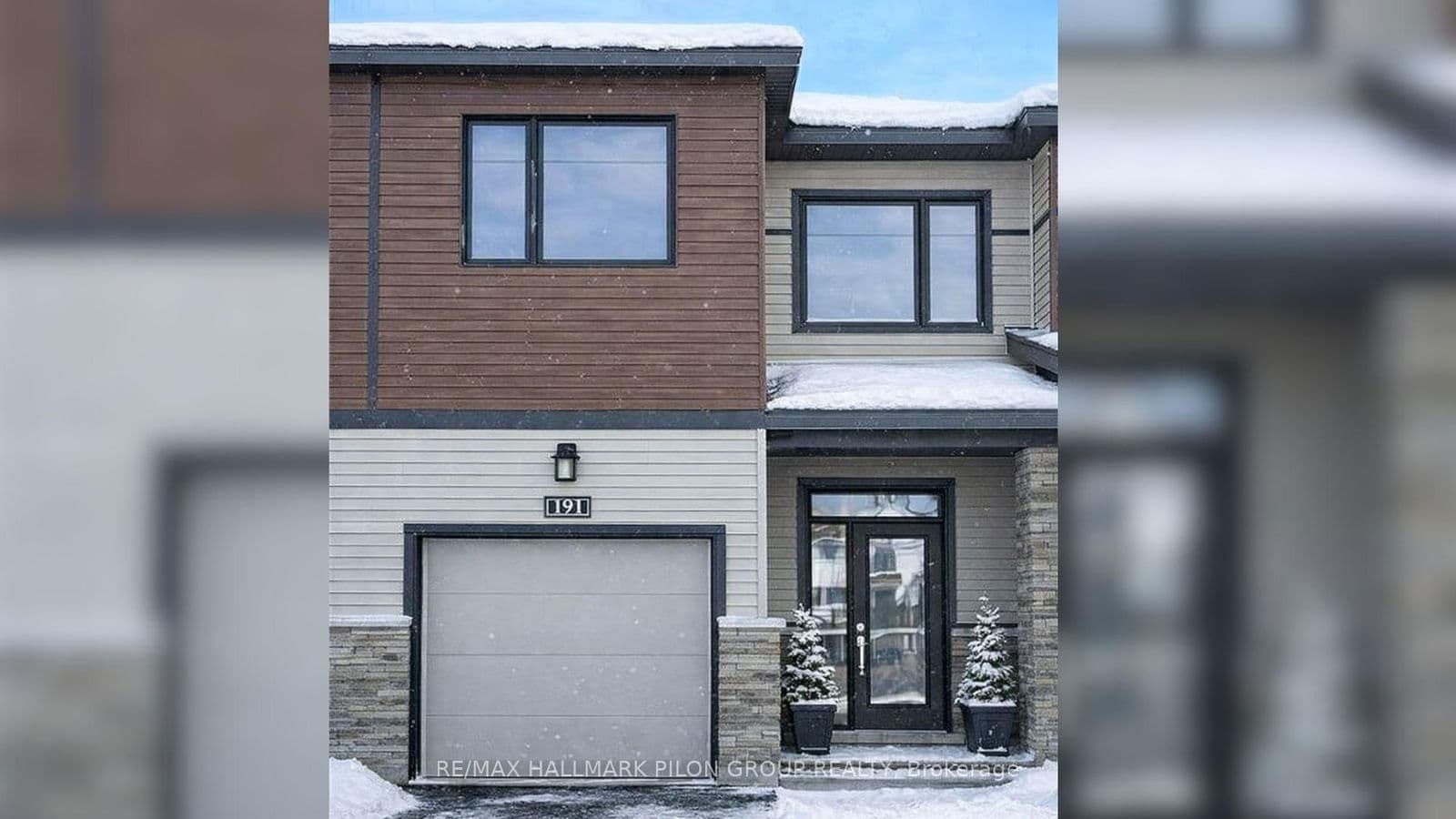 191 SHALLOW POND Place