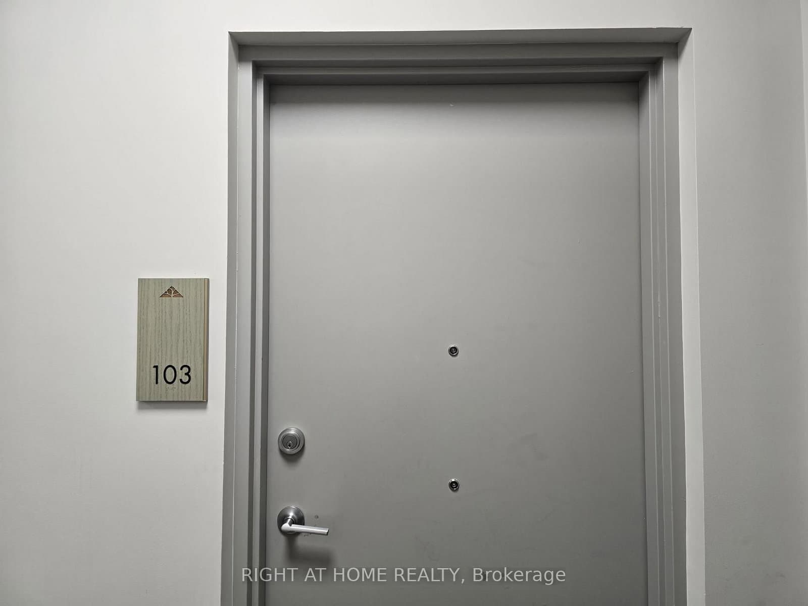 1101 Lackner Place, Unit 103