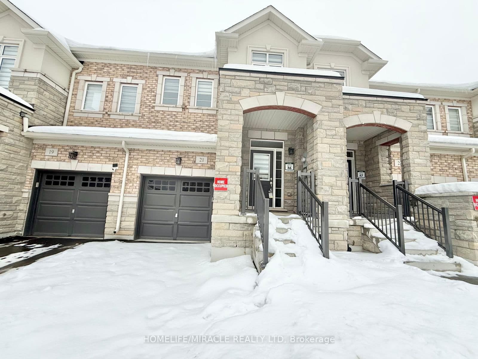 21 Gledhill Crescent W