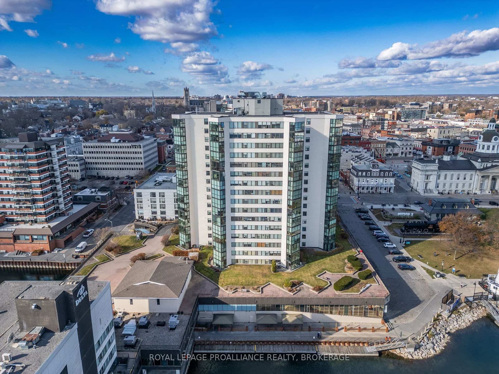 #1602 - 185 Ontario Street