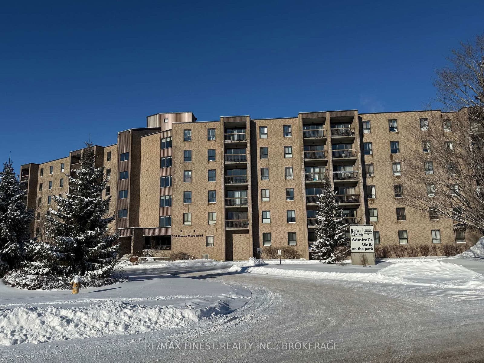 #206 - 334 Queen Mary Road