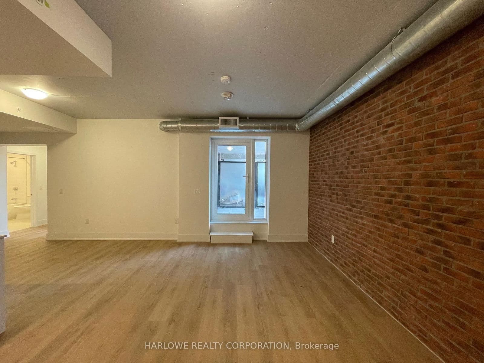 206 King Street W, Unit 312