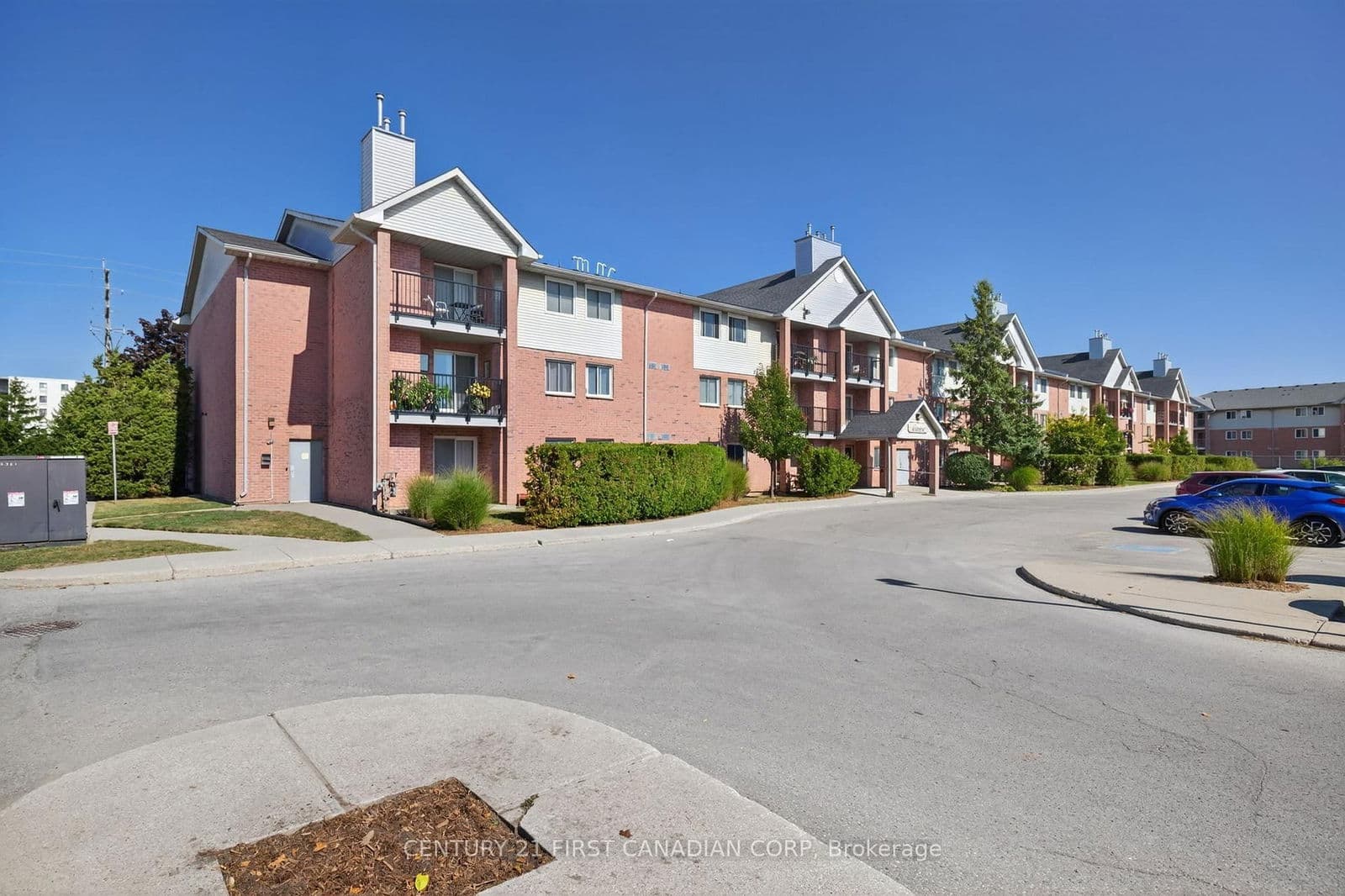 #92 - 144 Conway Drive