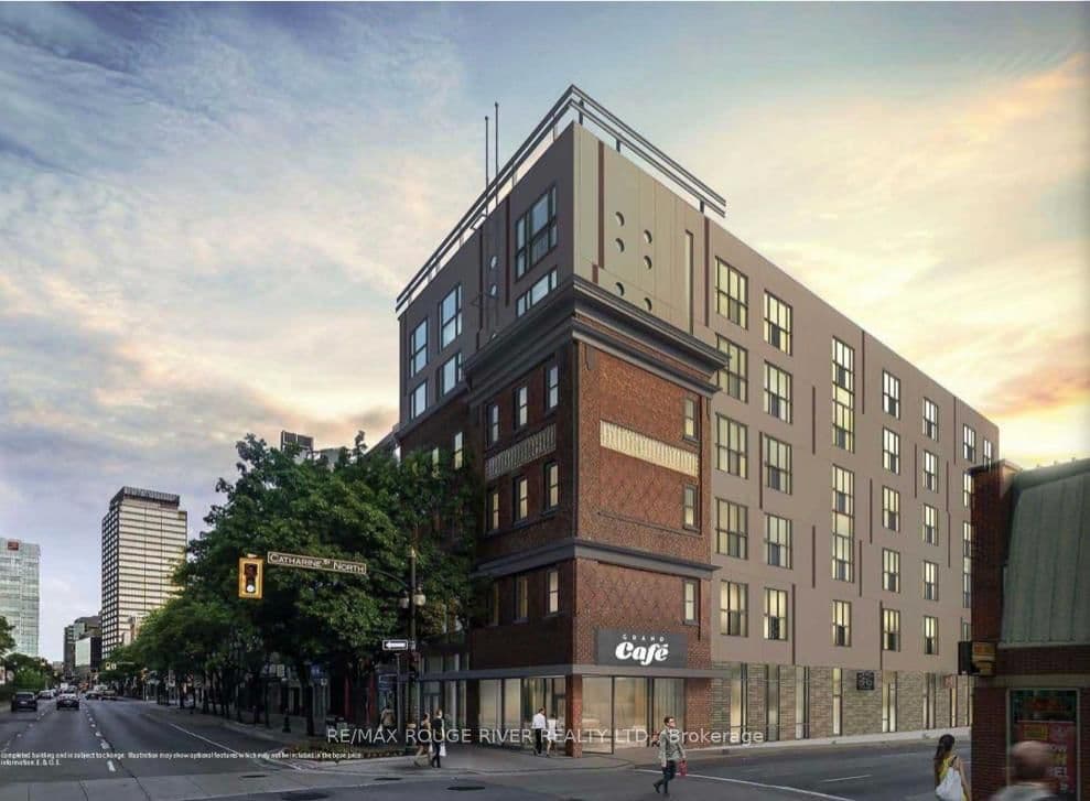 #408 - 121 King Street E