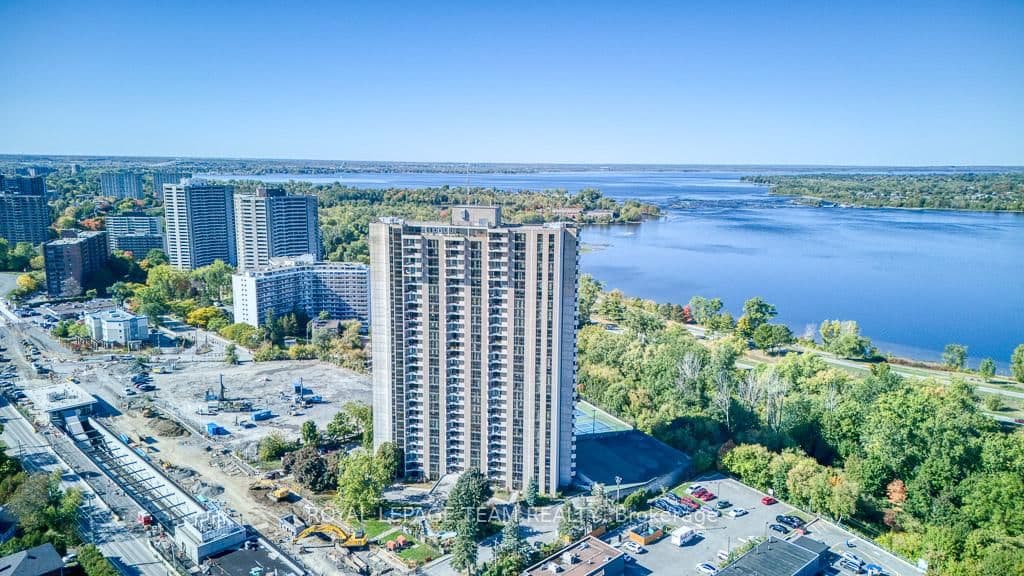 #2201 - 1025 Richmond Road