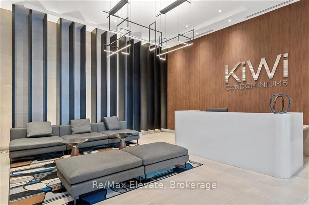 #717 - 212 King William Street