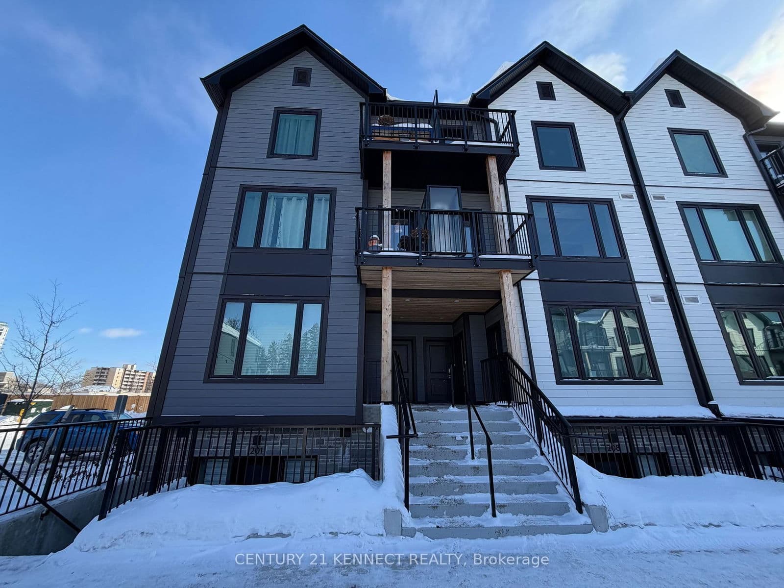 708 Woolwich Street, Unit 202