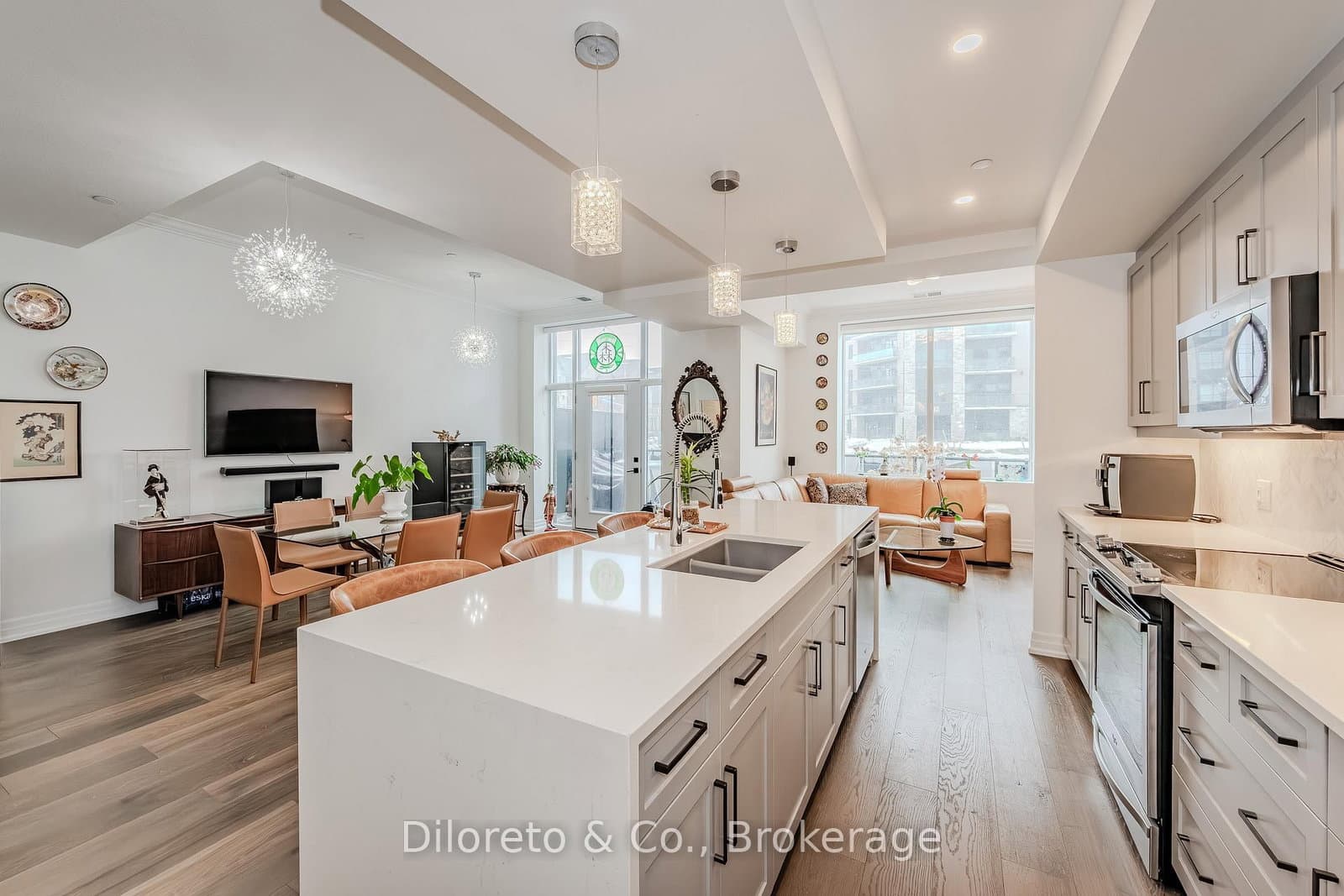 #105 - 1878 Gordon Street