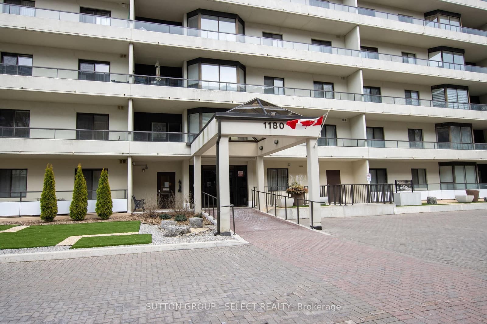 1180 COMMISSIONERS Rd W Road, Unit 406