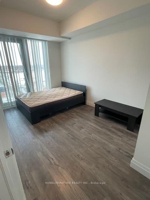 #1014 - 652 Princess Street