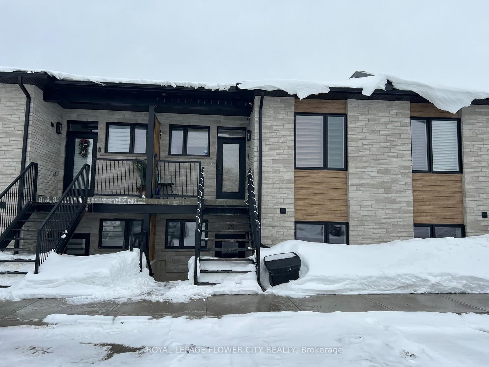 440 Wellington Street, Unit 25