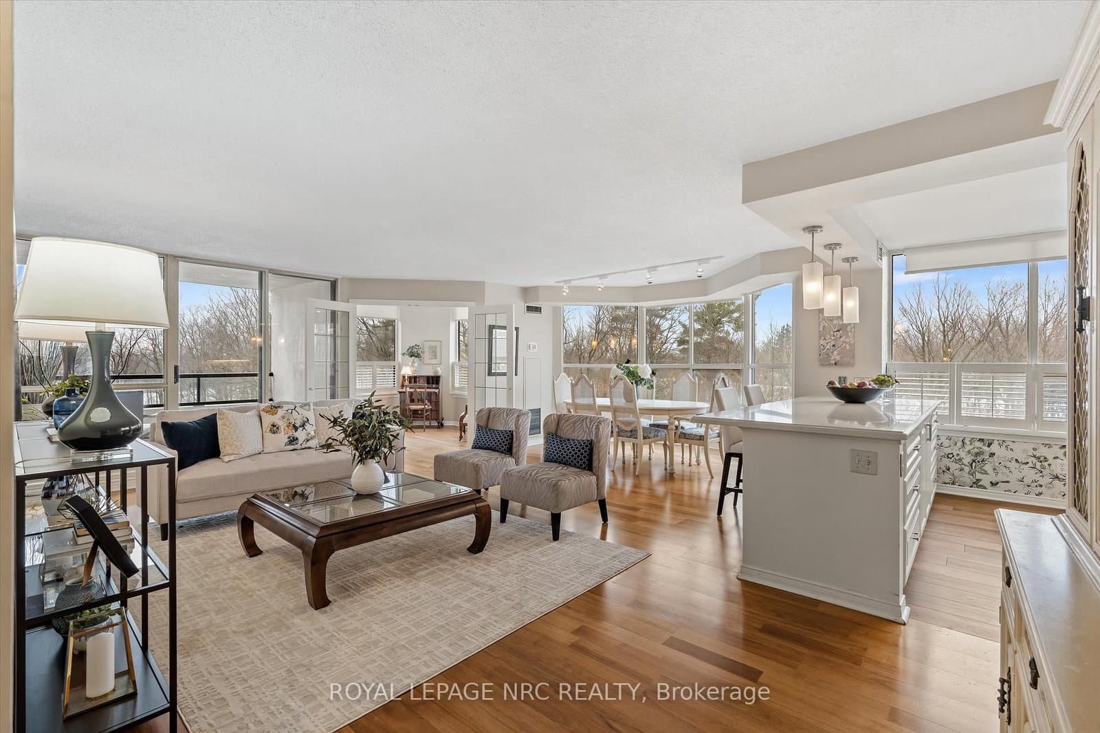 3 Towering Hts Boulevard, Unit 303