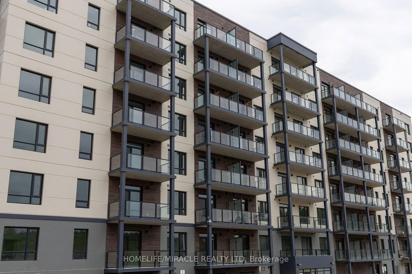 181 Elmira Road S, Unit 317B