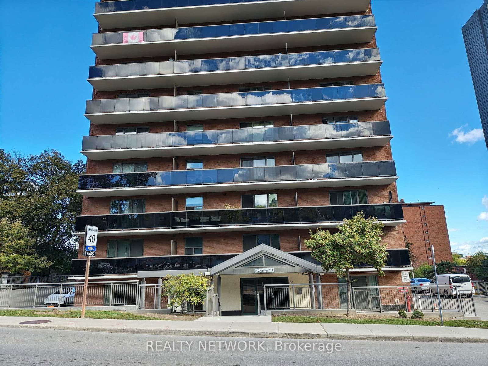 81 Charlton Avenue E, Unit 103