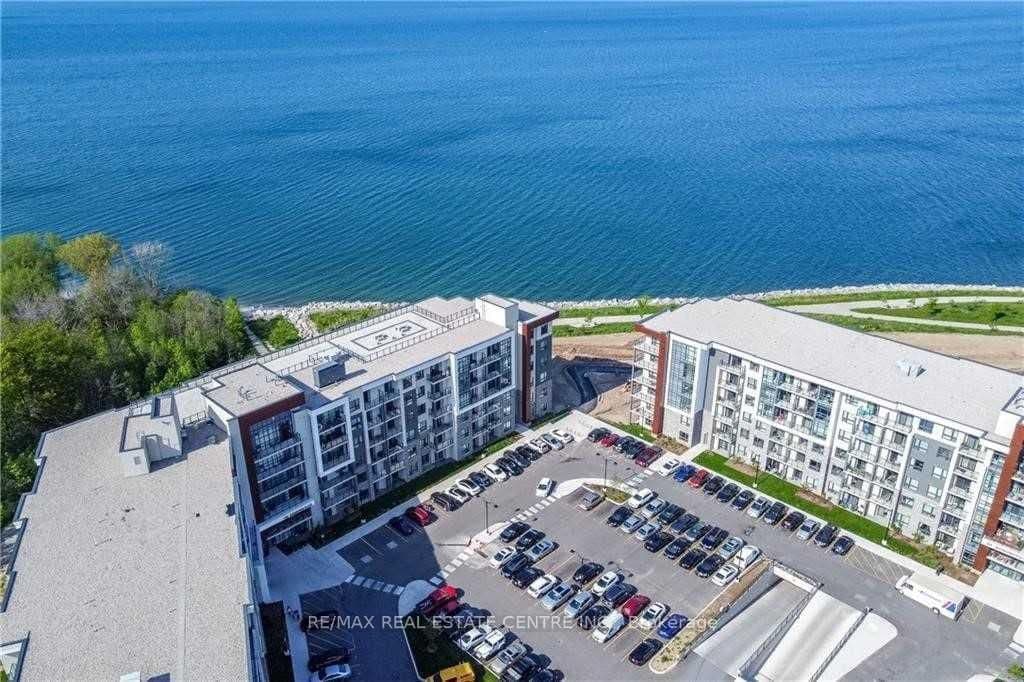 #332 - 101 Shoreview Place