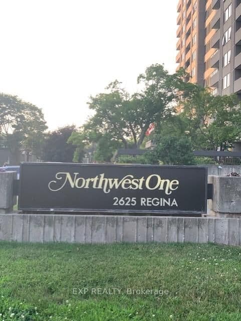 #902 - 2625 Regina Street