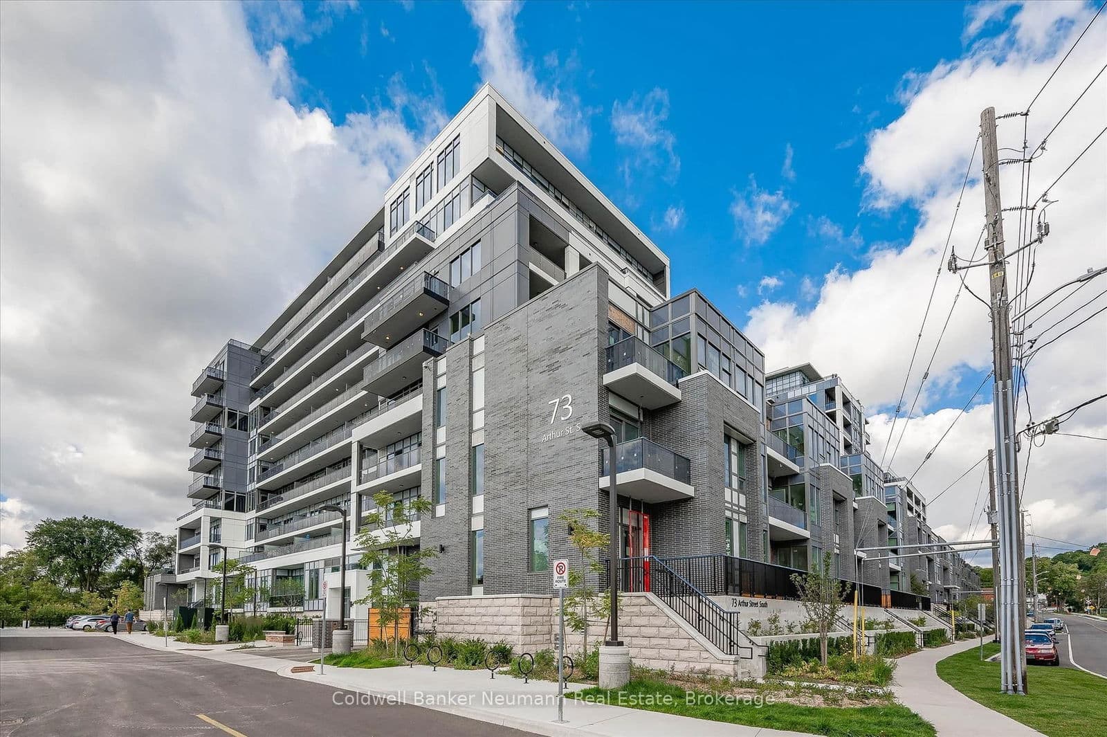 #708 - 73 ARTHUR Street S