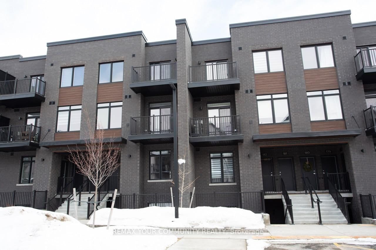 824 Woolwich Street, Unit 184