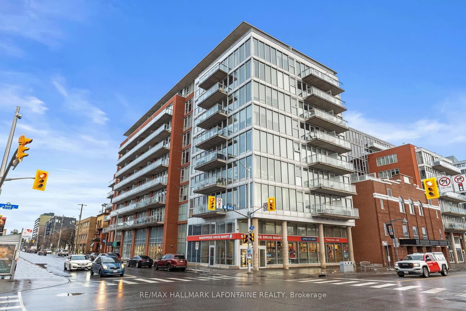 #224 - 354 Gladstone Avenue