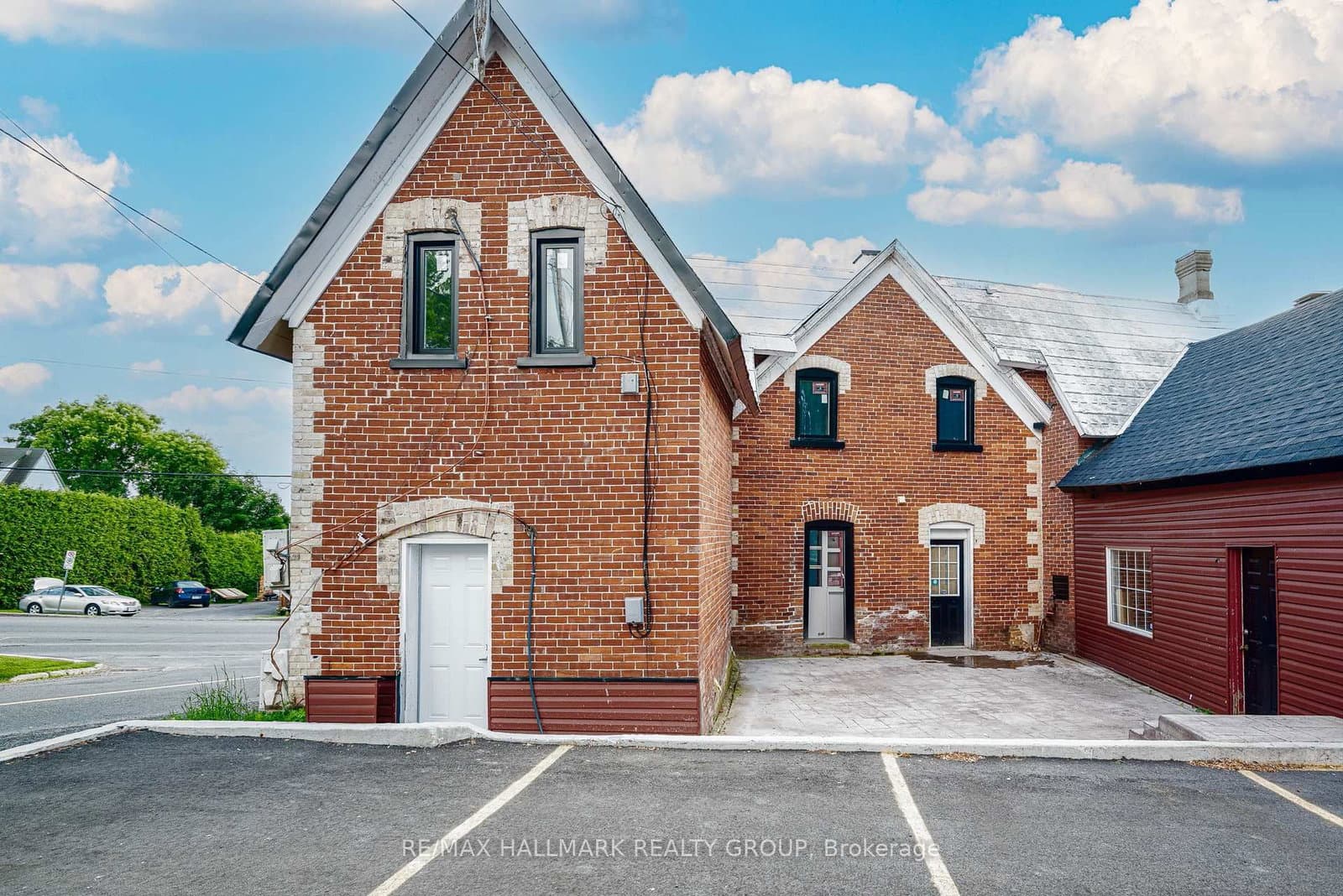 5561 Manotick Main Street, Unit 1