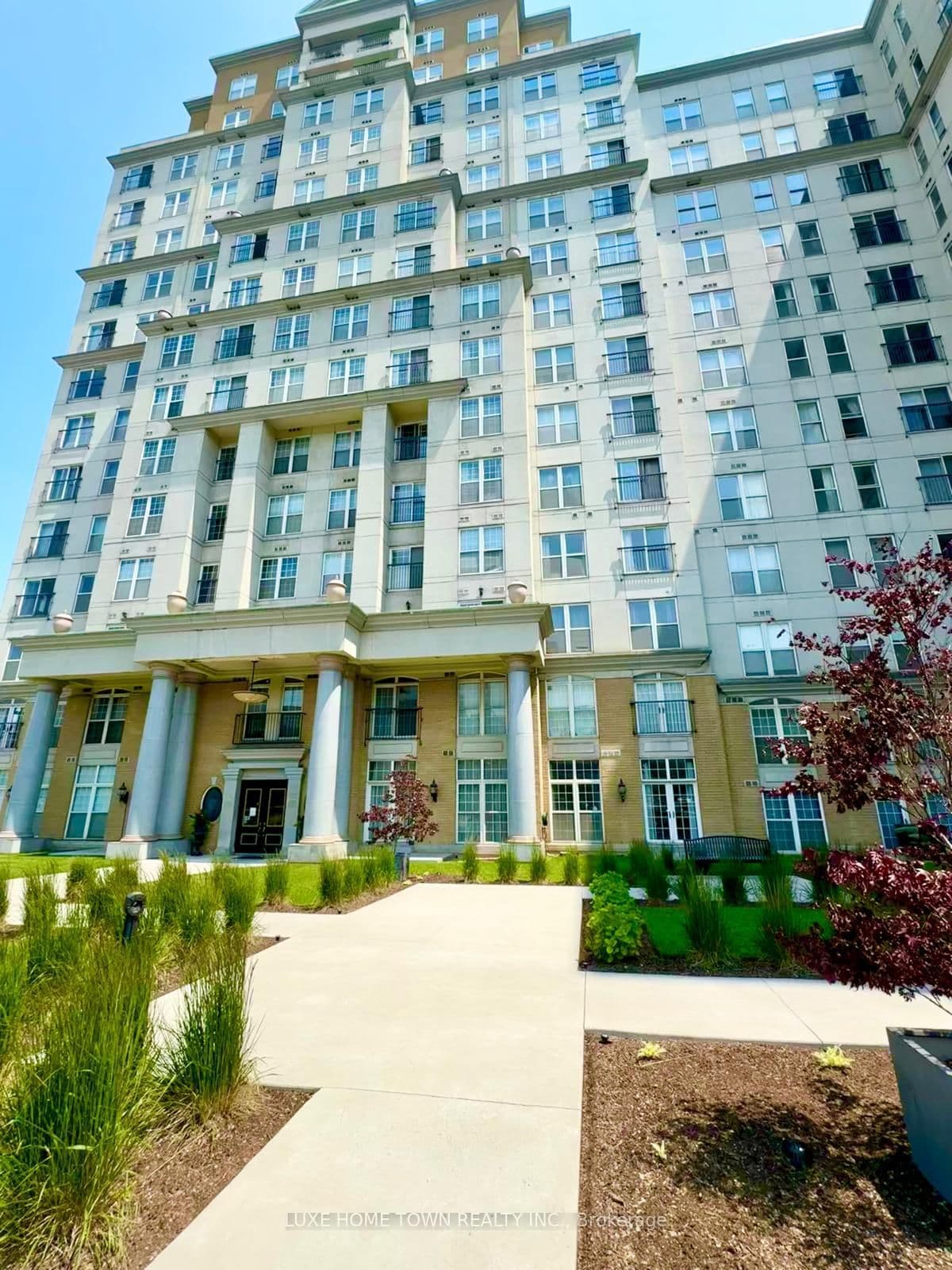 135 James Street S, Unit 710