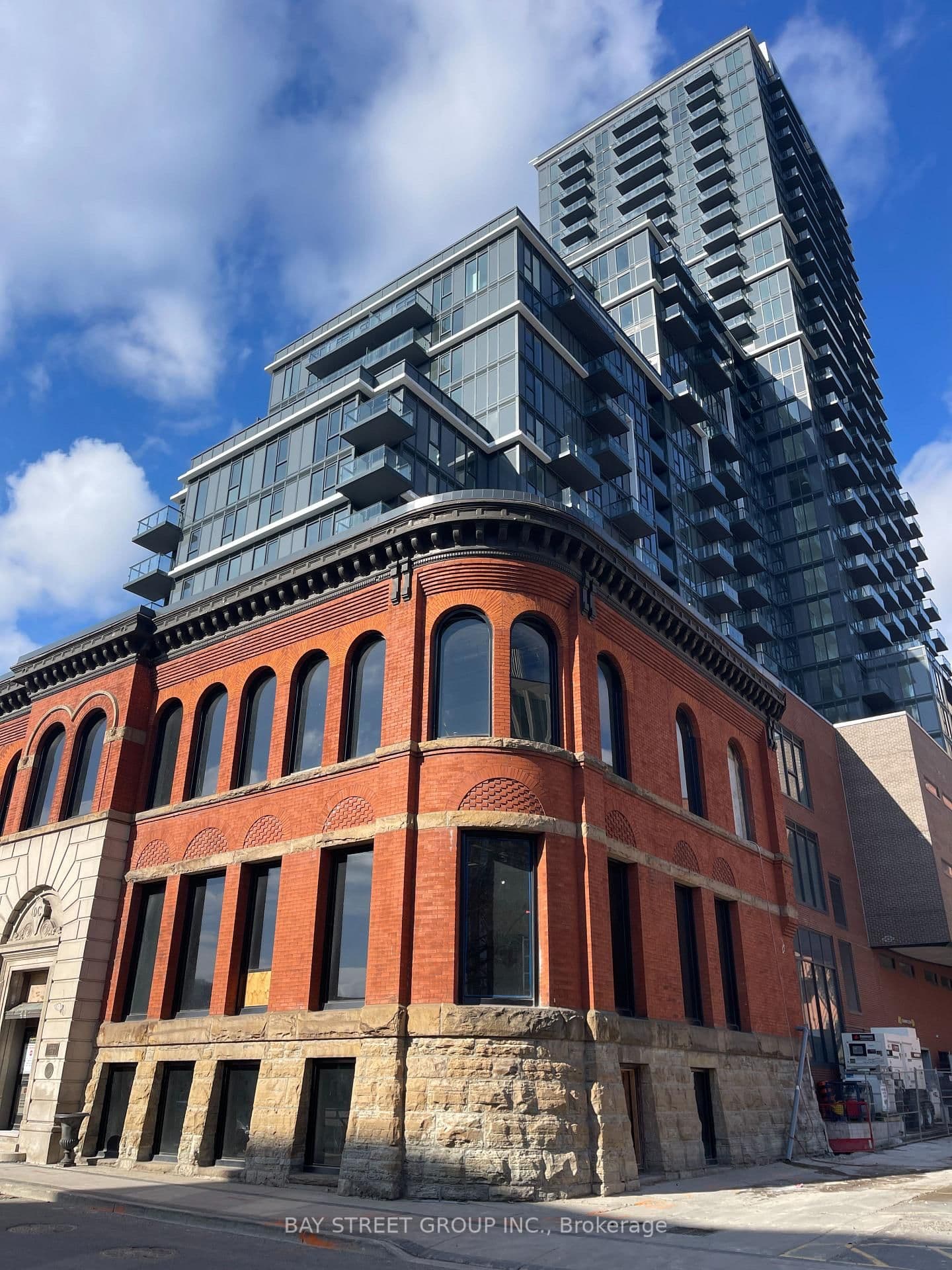 75 James Street S, Unit 2511