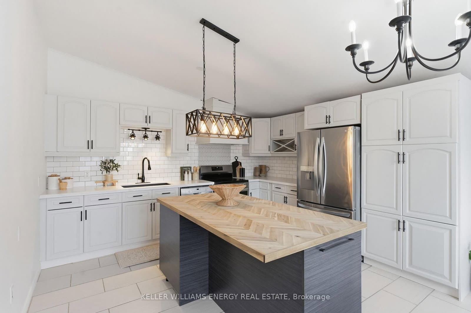 26 Wellington Street