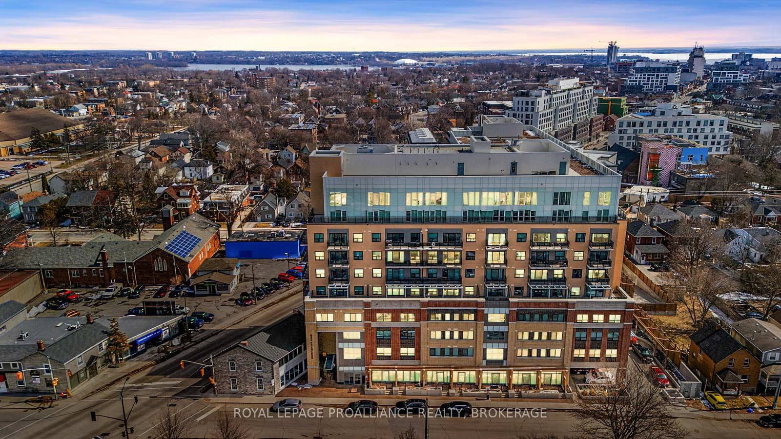 #315 - 652 Princess Street