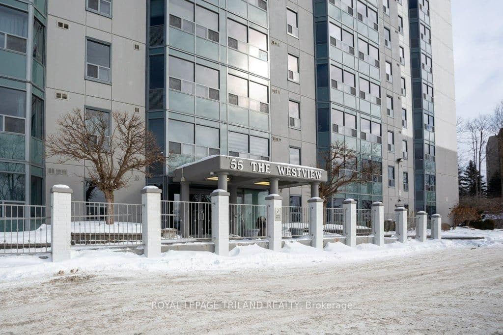 55 Green Valley Drive, Unit 1002