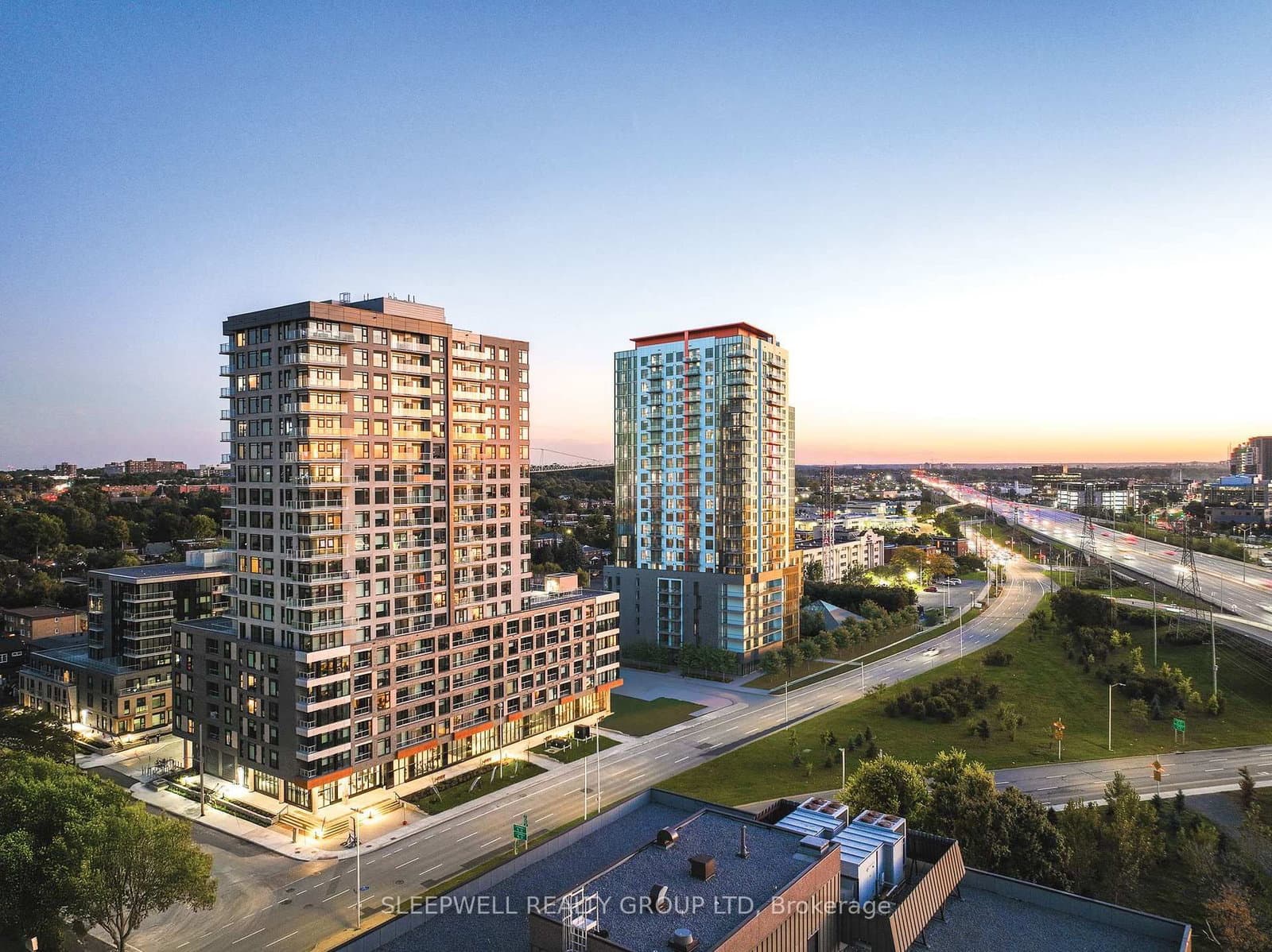 #1902 - 1360 CARLING Avenue
