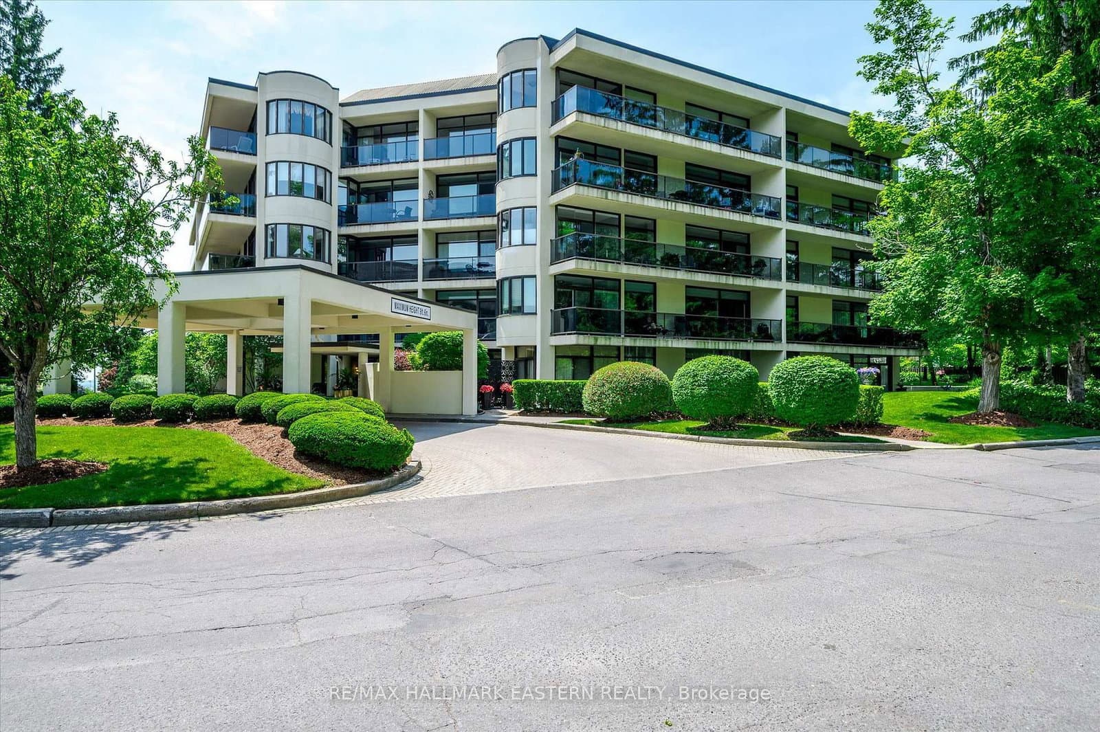 #204 - 1818 Cherryhill Road