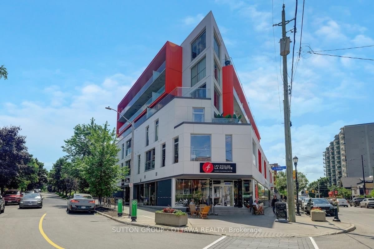 #308 - 1000 Wellington Street W