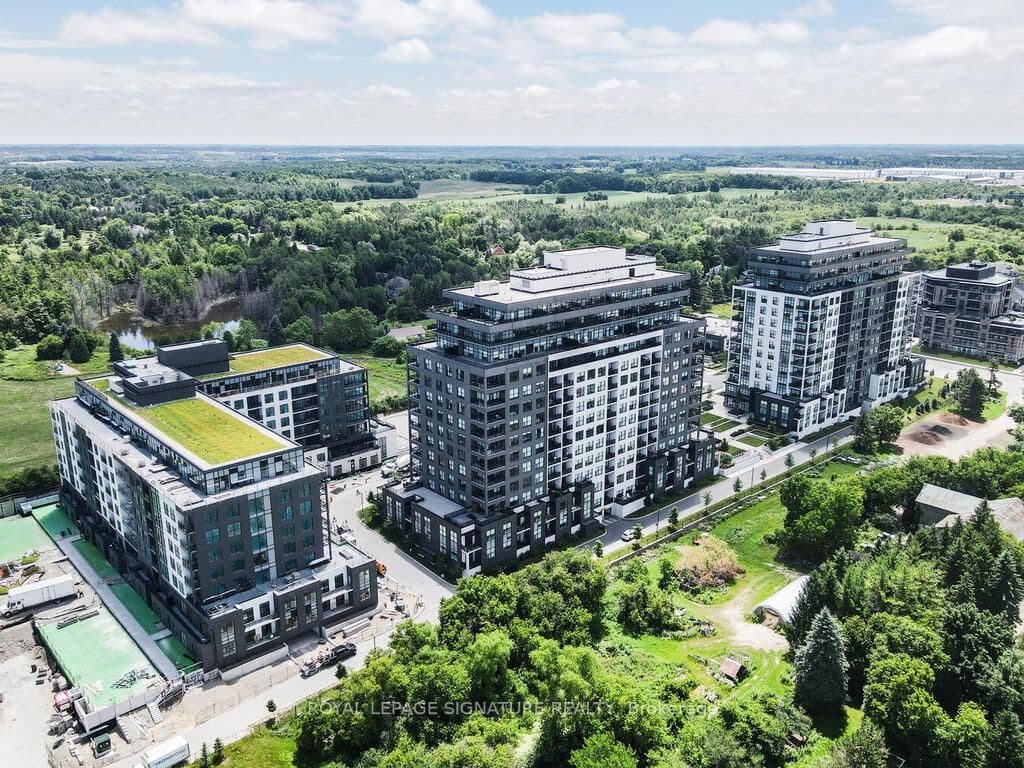 #911 - 1880 Gordon Street