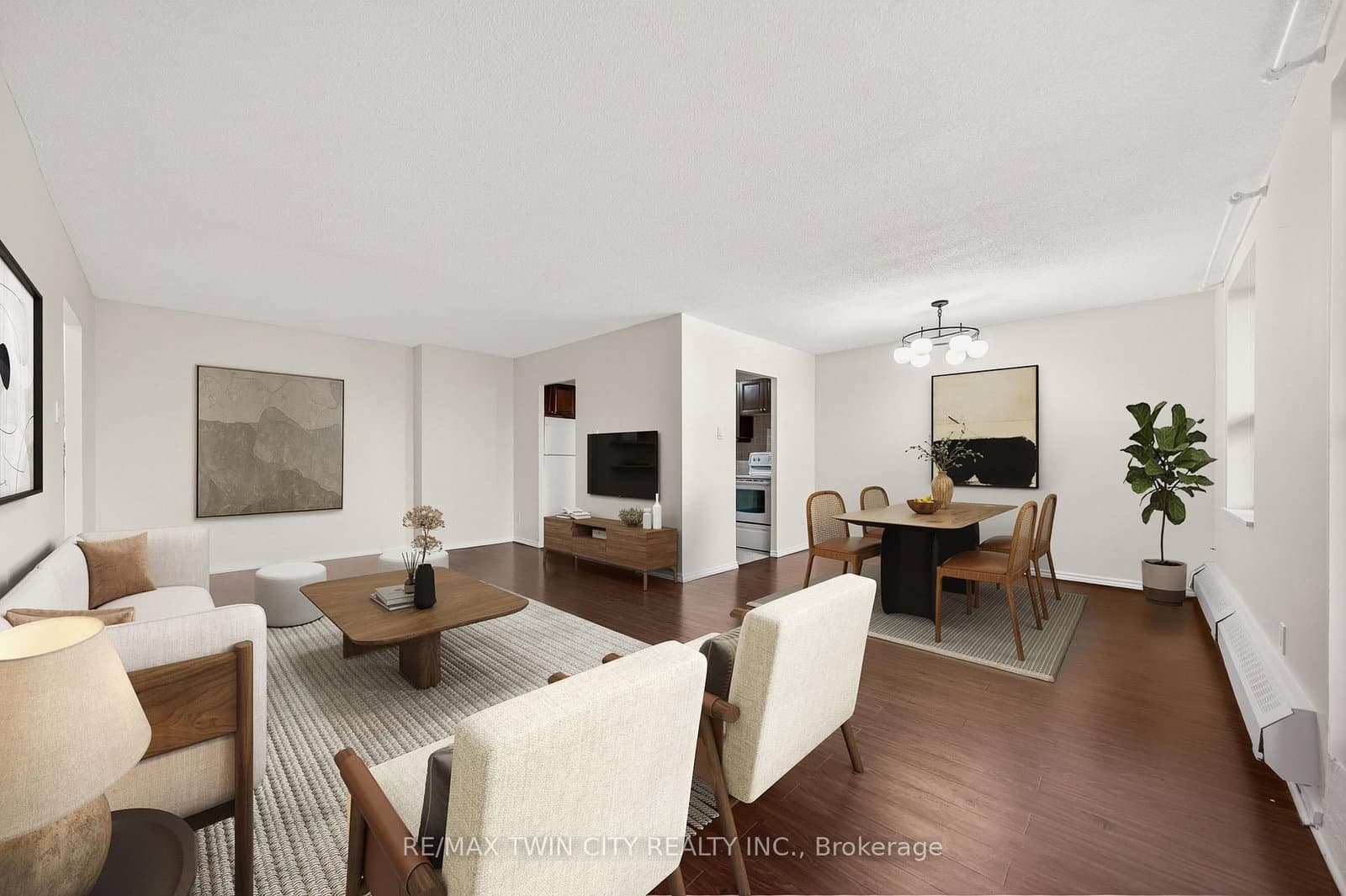 #605 - 1100 Courtland Avenue E