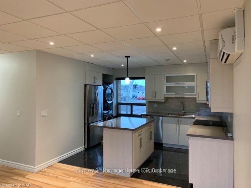 238 Bertie Street, Unit 1