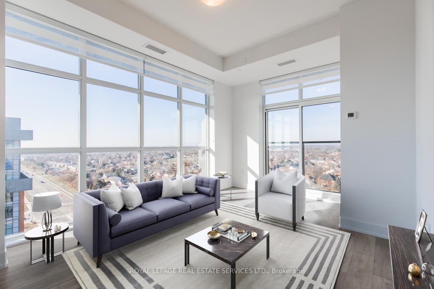 #1202 - 460 Dundas Street E