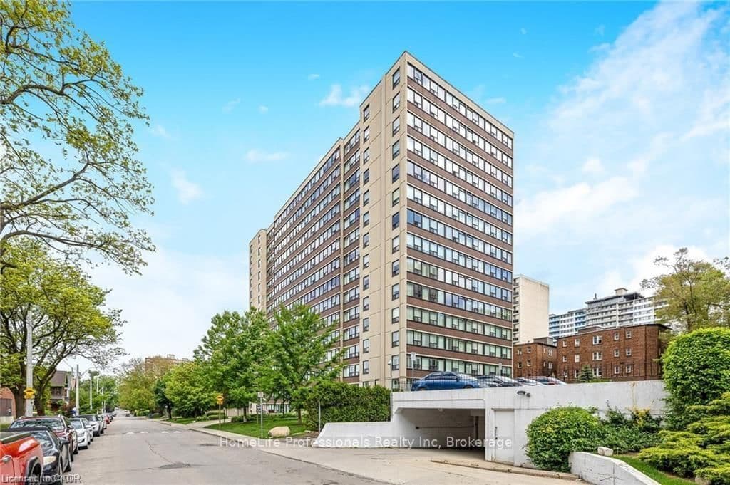 120 DUKE Street, Unit 205