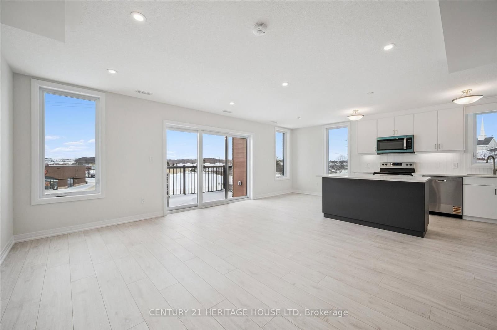 525 Erinbrook Drive, Unit C062