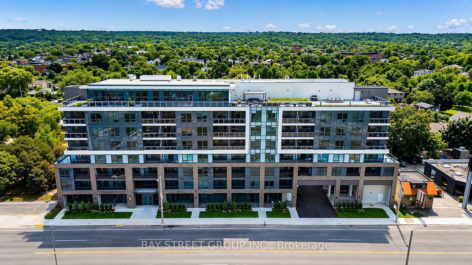 415 Main Street W, Unit 708