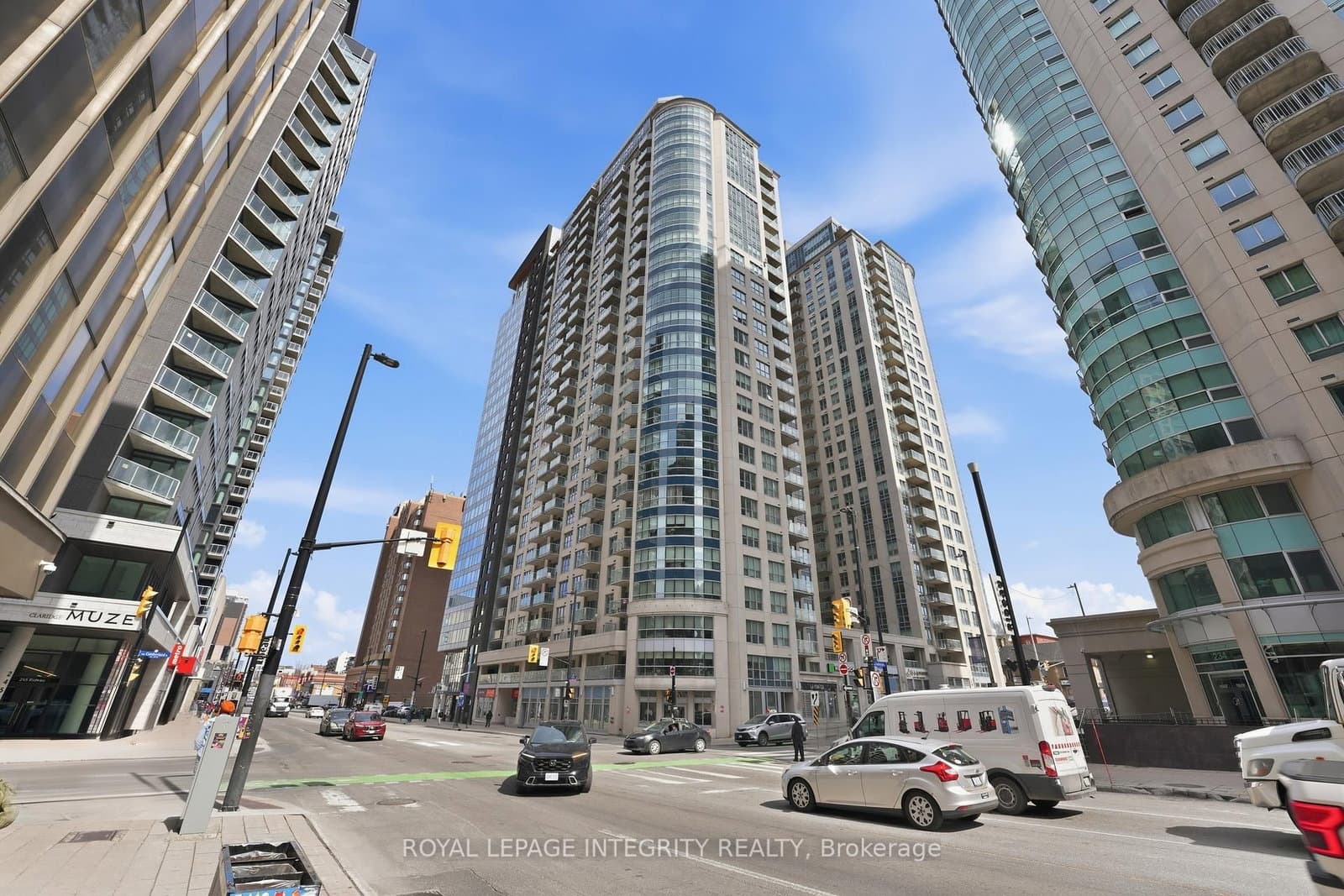#2403 - 242 Rideau Street