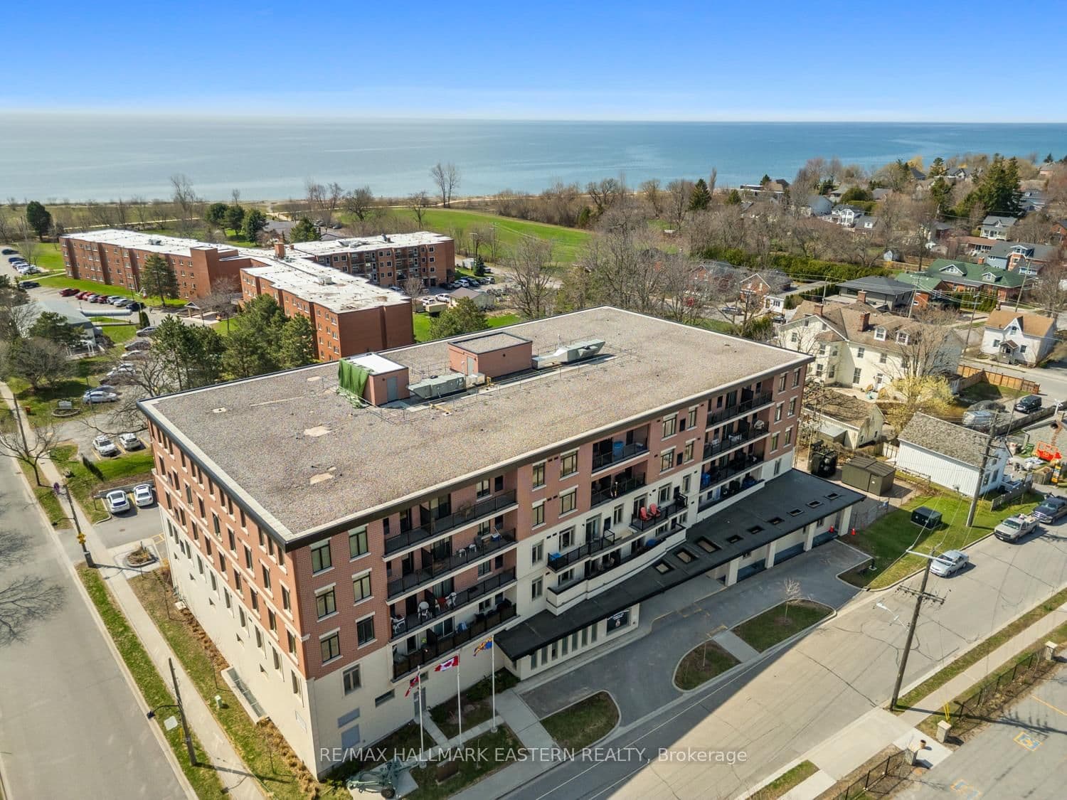 ##407 - 135 Orr Street